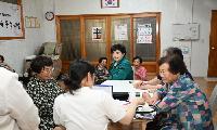 거제시의회 신금자 의장, 혹서기 경로당 안점 점검